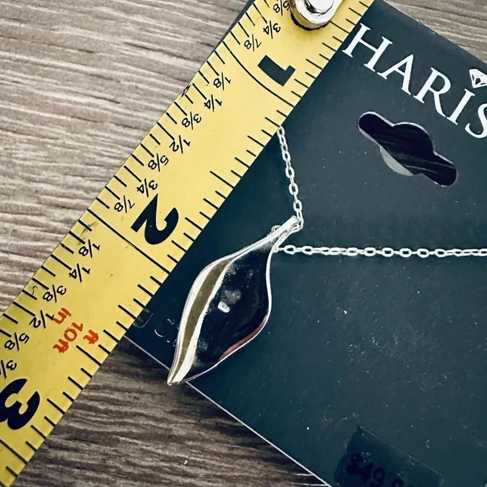 Sterling Silver Wavy Leaf Charm Necklace